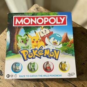 Hasbro Gaming Monopoly Pokémon Edition Board Game
